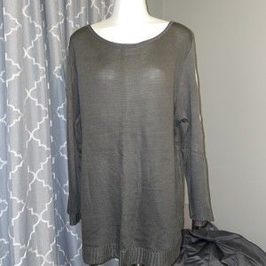Notations Women’s XL Gray Scoop Neck Cut Out Sleeves Top Sweater